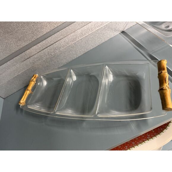Vintage 1970s Lucite Acrylic Bamboo Handle Serving Tray Set – Mid Century Modern - Picture 3 of 15